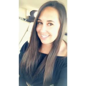 Meet your Posher, Stefanie